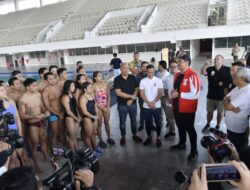 Tinjau Pelatnas Renang, Menpora Dito Optimis Target 3 Emas Tercapai di SEA Games 2023 Kamboja