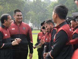 Menpora Dito Dampingi Presiden Jokowi Lepas Kontingen Indonesia ke SEA Games 2023 Kamboja
