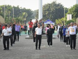Ikuti Senam Hari Krida Bersama Seluruh Pejabat dan Pegawai, Menpora Amali: Dengan Senam Kekompakan Akan Terjaga