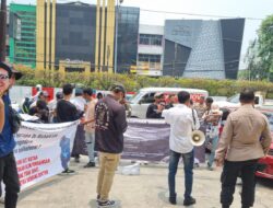 Barak Nusantara Gruduk Klinik Kecantikan Richard Lee, Sudahi Konten Berbayar Menakuti Masyarakat