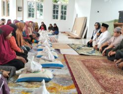Serahkan Santunan Ramadhan, Karyawan Danone Indonesia Kepada 300 Warga Kurang Mampu di Bogor dan Depok
