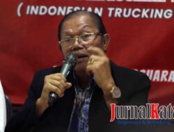 Aptrindo Sebut Kemenhub Tidak Mempertimbangkan Pelarangan Terhadap Truk Sumbu 3 Saat Natal 2025 dan Tahun Baru 2026