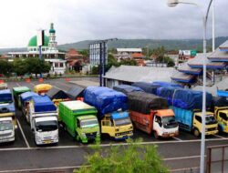Kisah Pilu Pahlawan Logistik Saat Pemerintah Larang Truk Sumbu 3 Beroperasi Saat Hari Besar Keagamaan